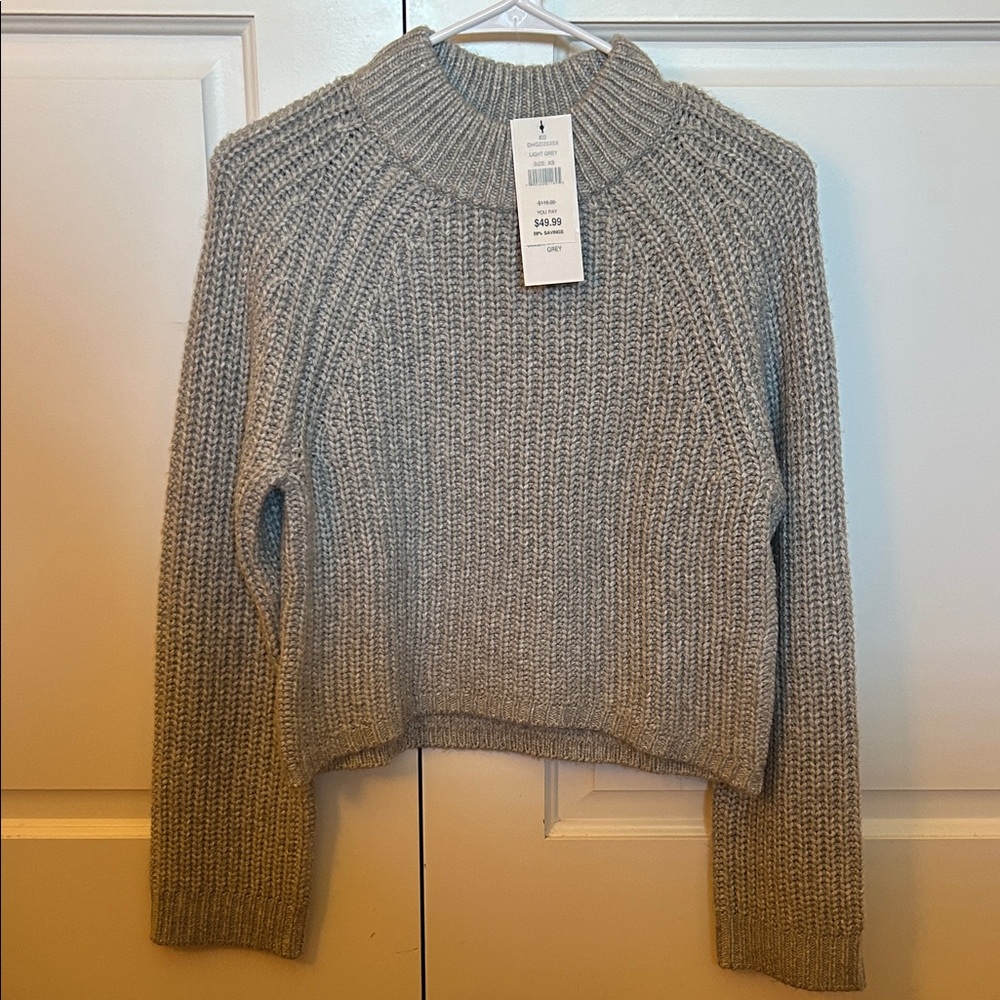 NWT Cozy Gray Turtleneck Ribbed Sweater for Women